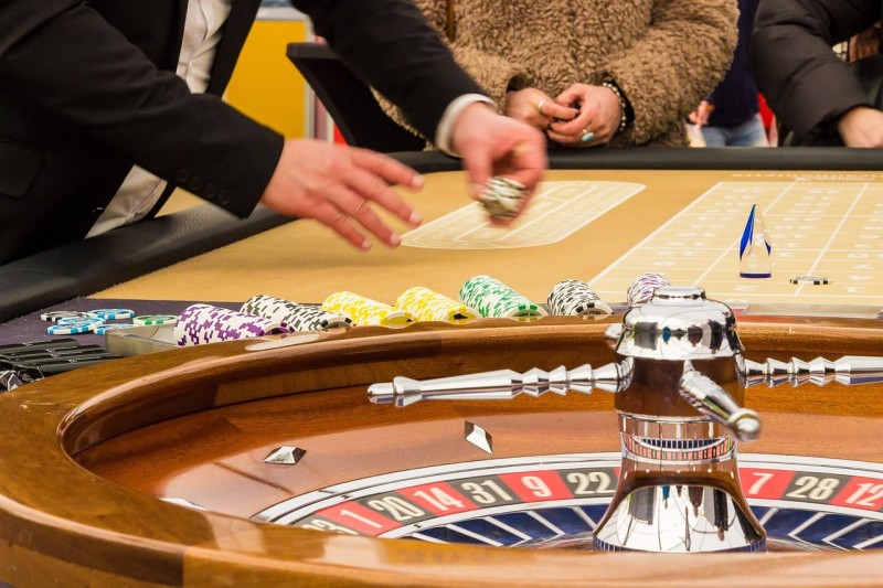 Online Casino and Earning
