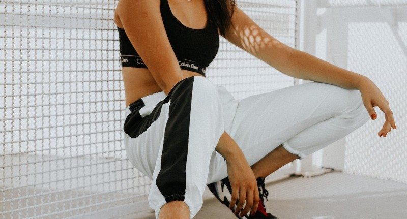 Navigating the Cost of Women’s Fashion Shoes: Understanding Pricing Dynamics