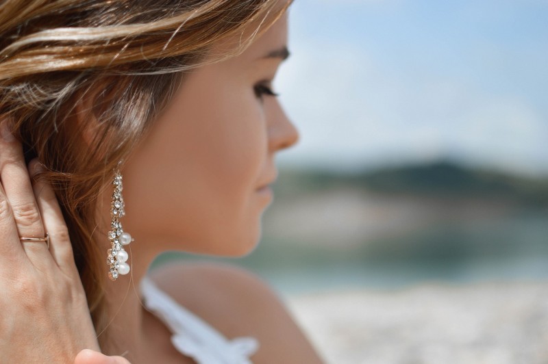 The Trend Of Oxidized Earrings Among Women