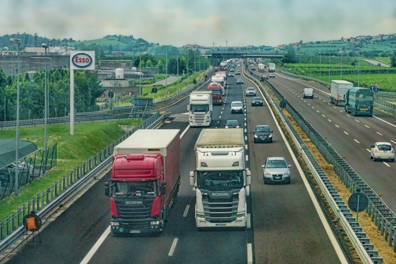 truck-61b8db671e267.jpg